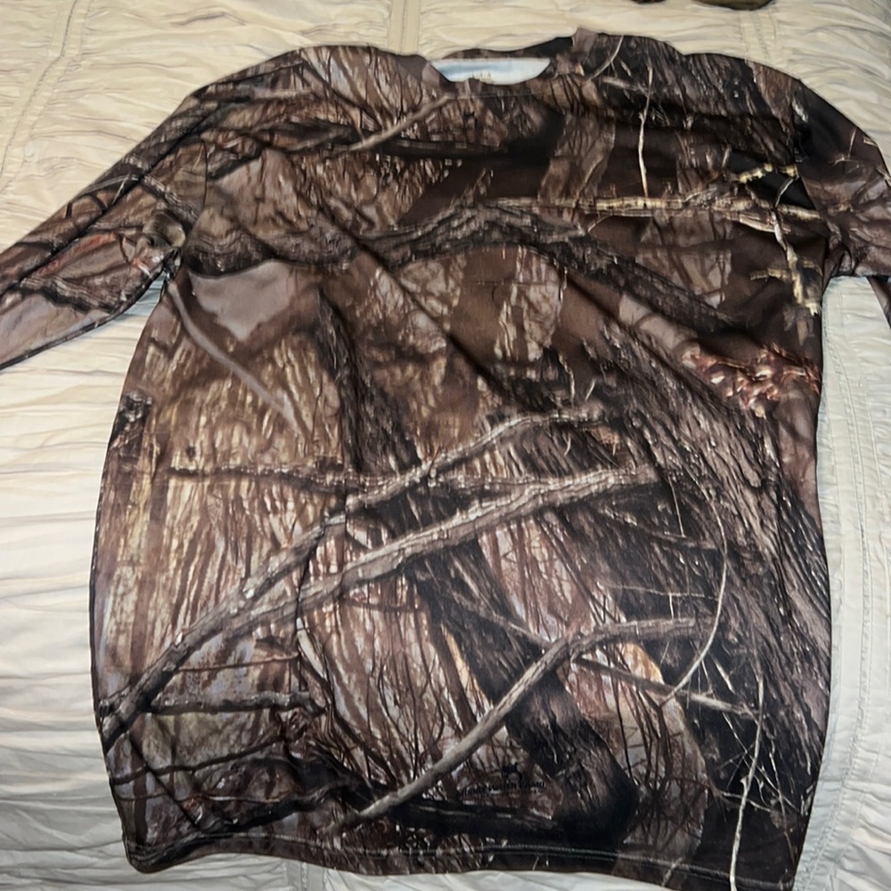 Muddy water camo top size large